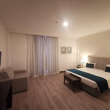 Village Otel Santa Cruz (Madeira)