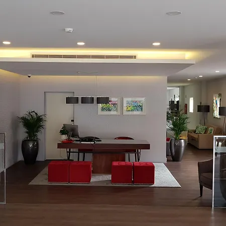 Village Hotel 4*
