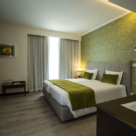 Otel Village Santa Cruz (Madeira)