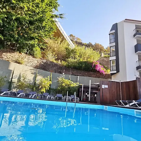 Village Otel Santa Cruz (Madeira)