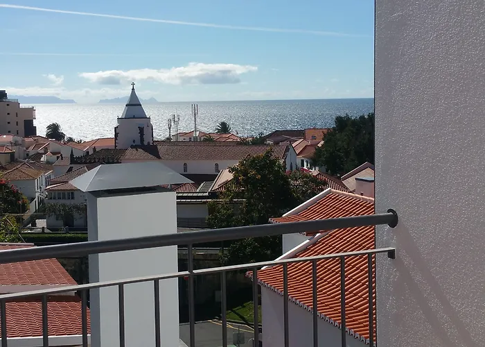 Santa Cruz Village Hotel 4*