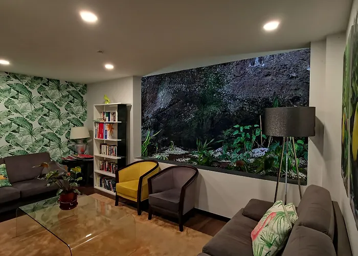 Hotel Santa Cruz Village Hotel 4*