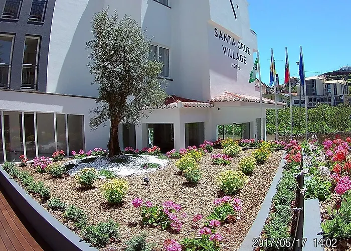Santa Cruz Village Hotel Hotel 4*