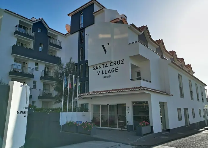 Santa Cruz Village Hotel
