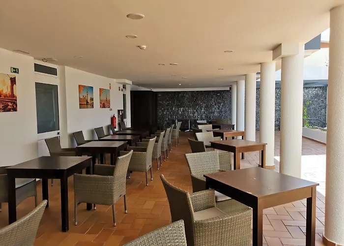 Santa Cruz Village Hotel