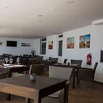 Village 4* סנטה קרוז