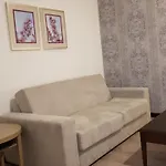 מלון Village 4*