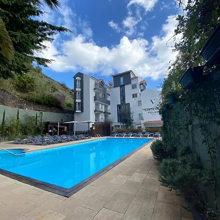 Santa Cruz Village 4*
