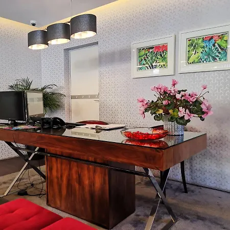 Otel Village 4*